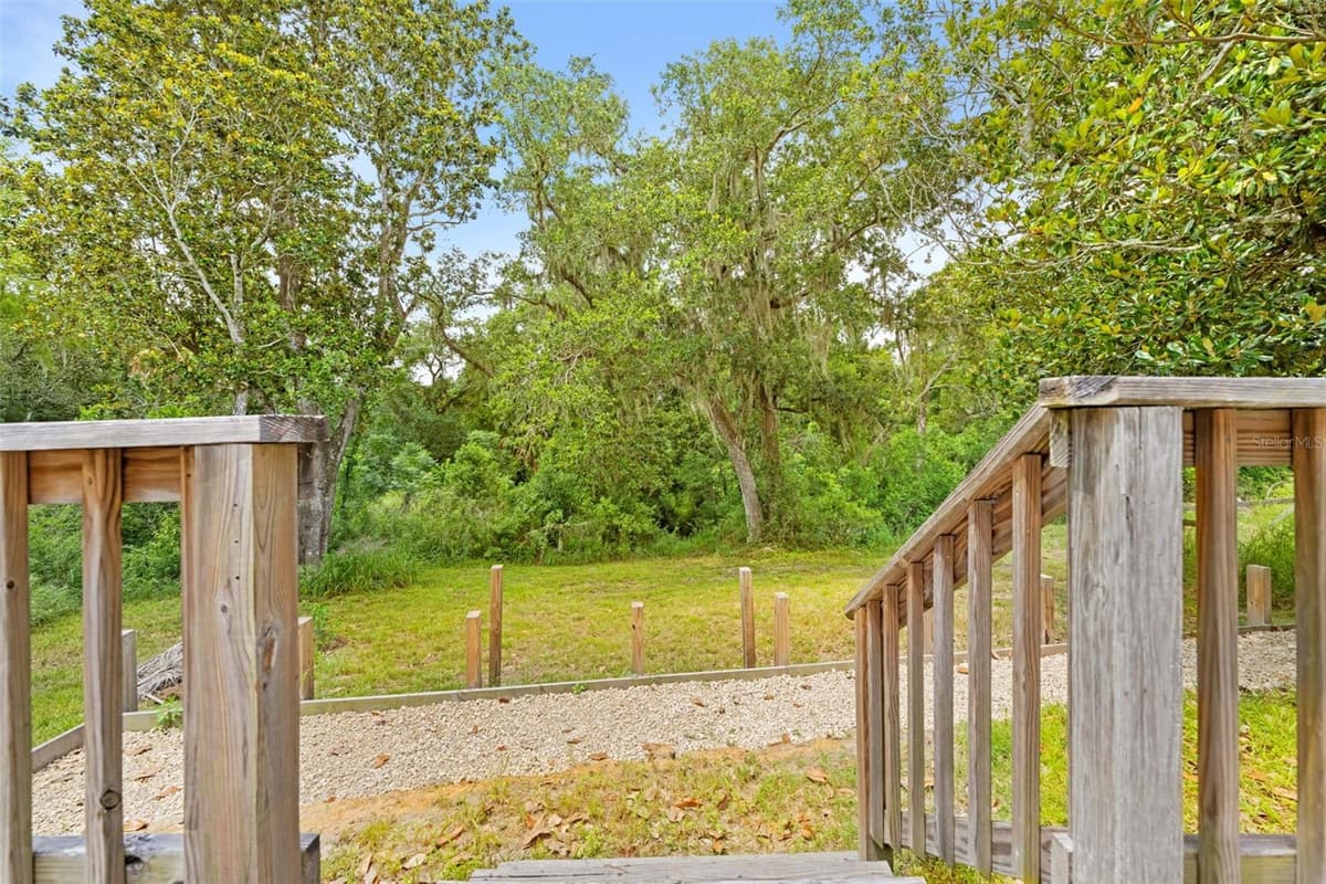 33320 LARKIN ROAD — photo 47 of 60