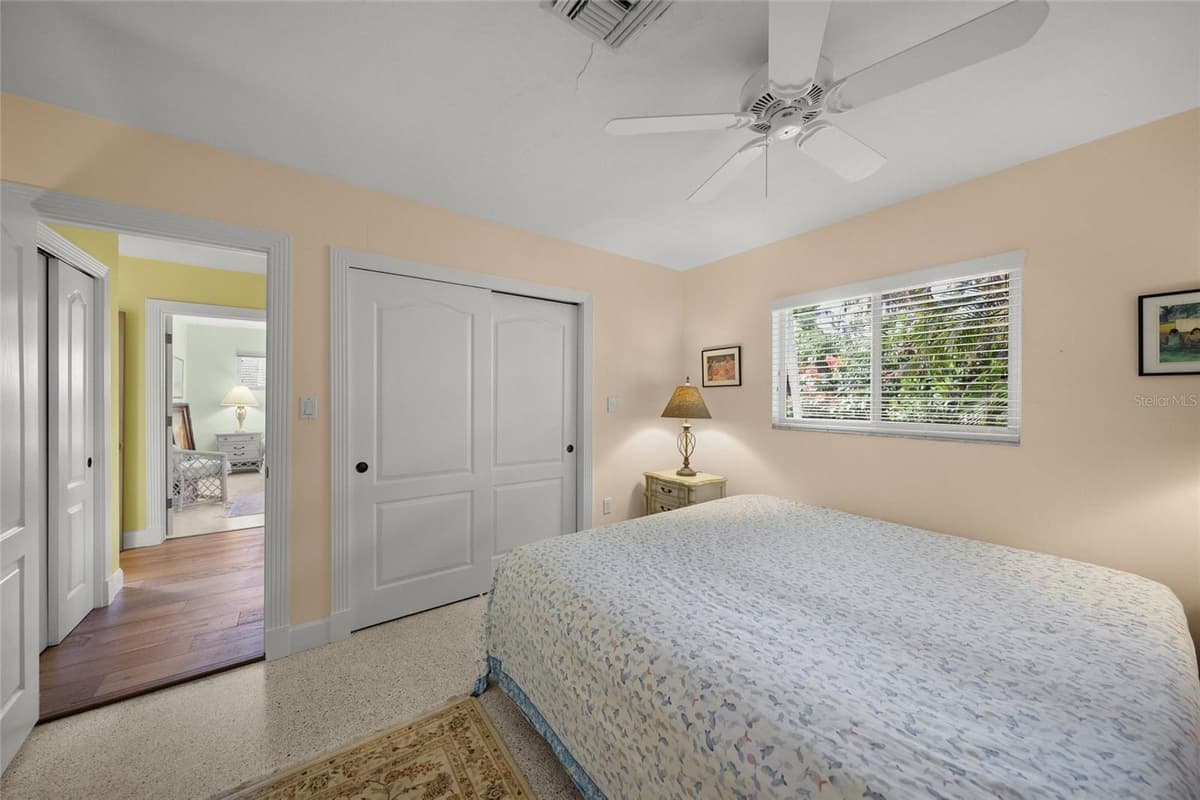 7616 COVE TERRACE — photo 30 of 44
