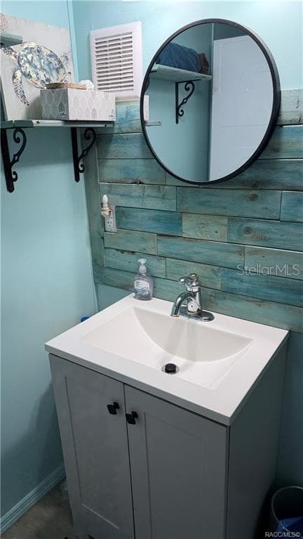 5282 BLADE LANE — photo 8 of 25