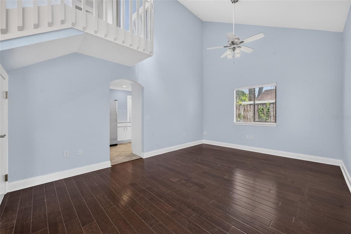 1871 BRYAN AVENUE — photo 4 of 28