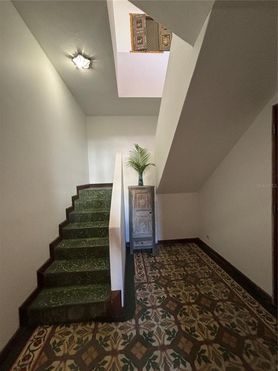 456 CALLE SALDAÑA — photo 32 of 98