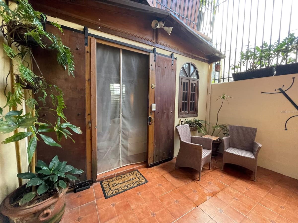 456 CALLE SALDAÑA — photo 24 of 98