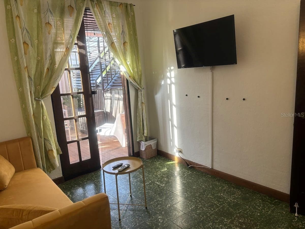 456 CALLE SALDAÑA — photo 61 of 98