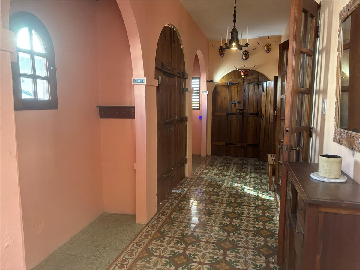 456 CALLE SALDAÑA — photo 5 of 98