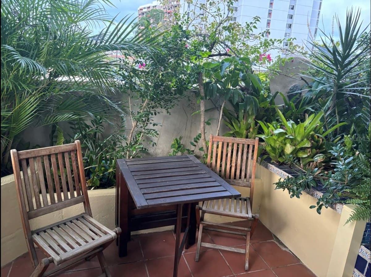 456 CALLE SALDAÑA — photo 86 of 98
