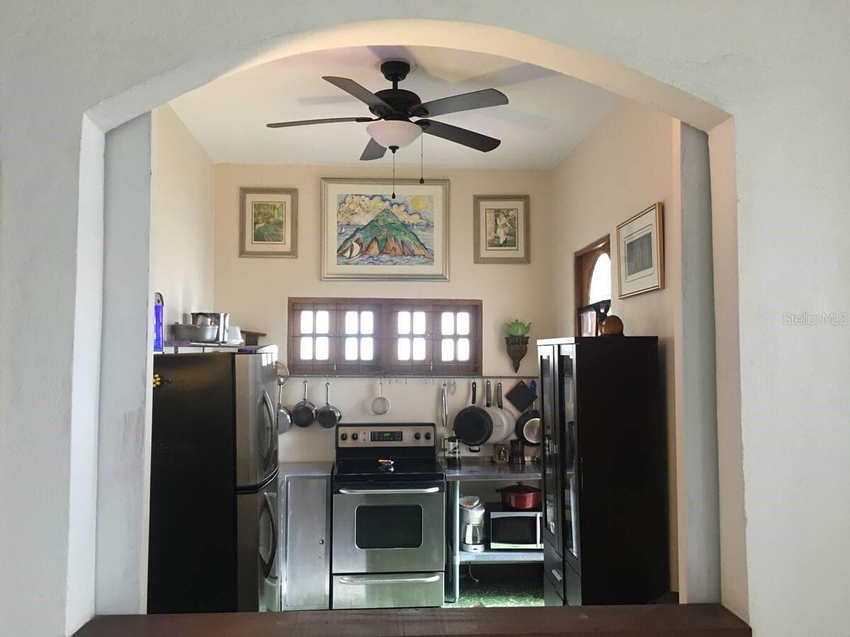 456 CALLE SALDAÑA — photo 45 of 98