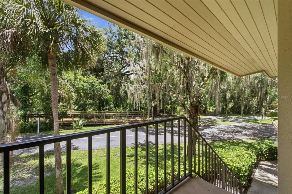140 ORCHID WOODS COURT — photo 25 of 38