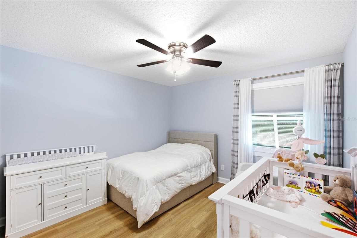 140 ORCHID WOODS COURT — photo 17 of 38
