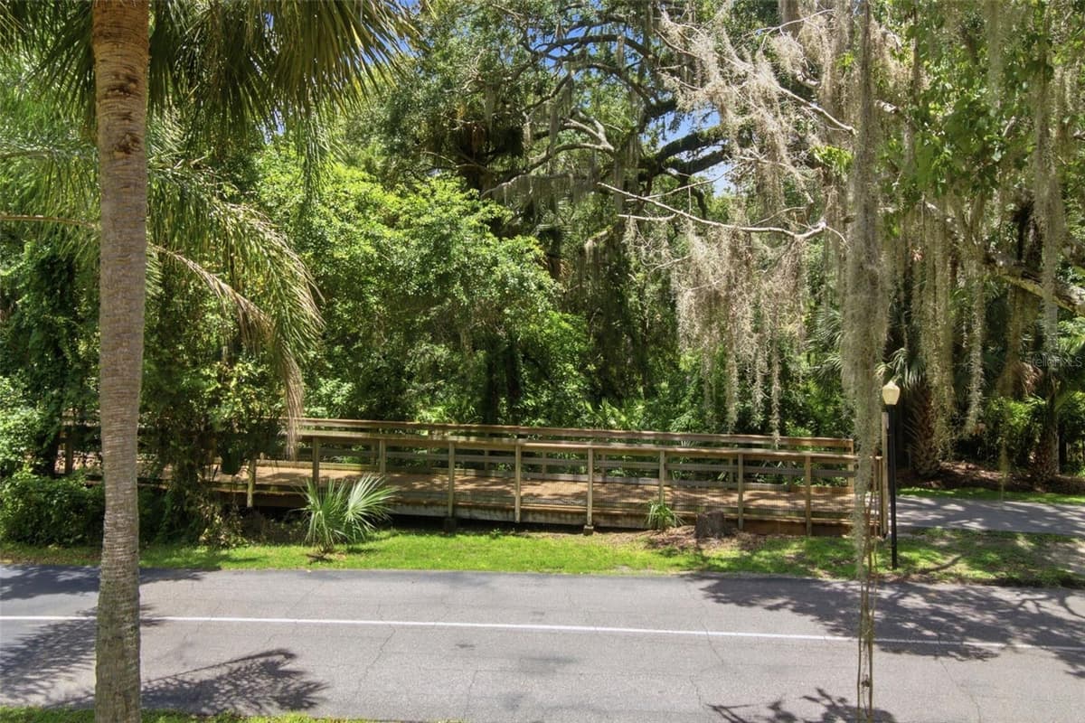 140 ORCHID WOODS COURT — photo 28 of 38