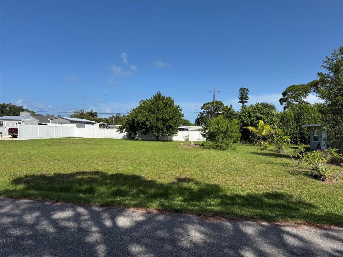 CUMBERLAND ROAD — photo 1 of 1