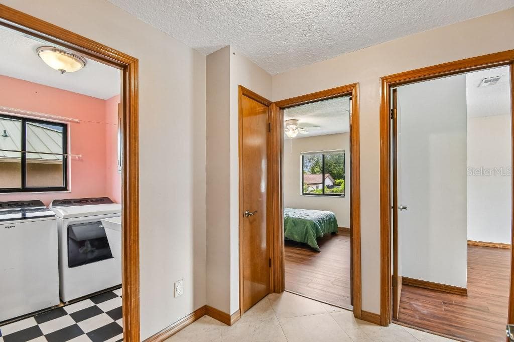 507 FERNWOOD DRIVE — photo 20 of 41