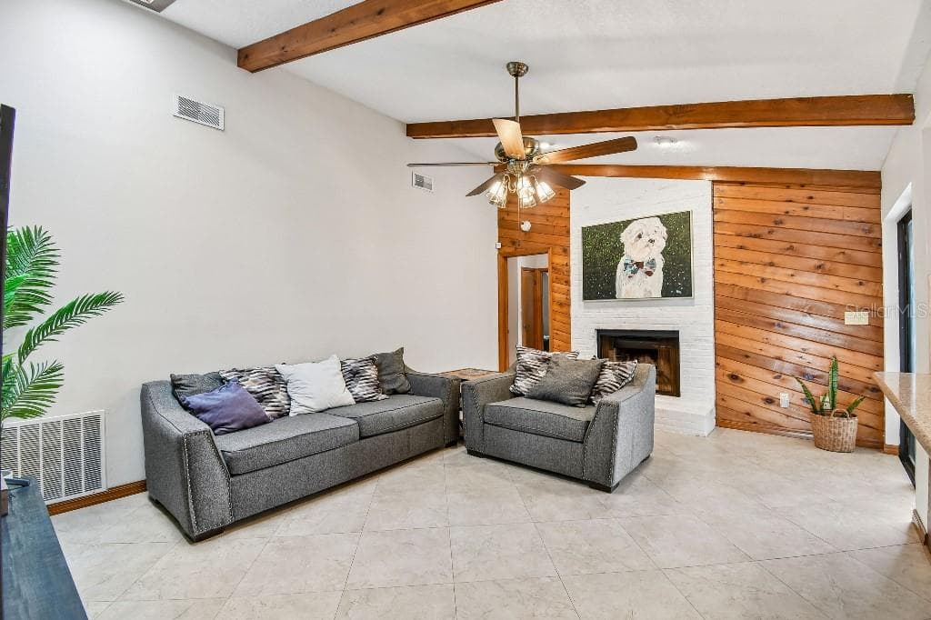 507 FERNWOOD DRIVE — photo 14 of 41