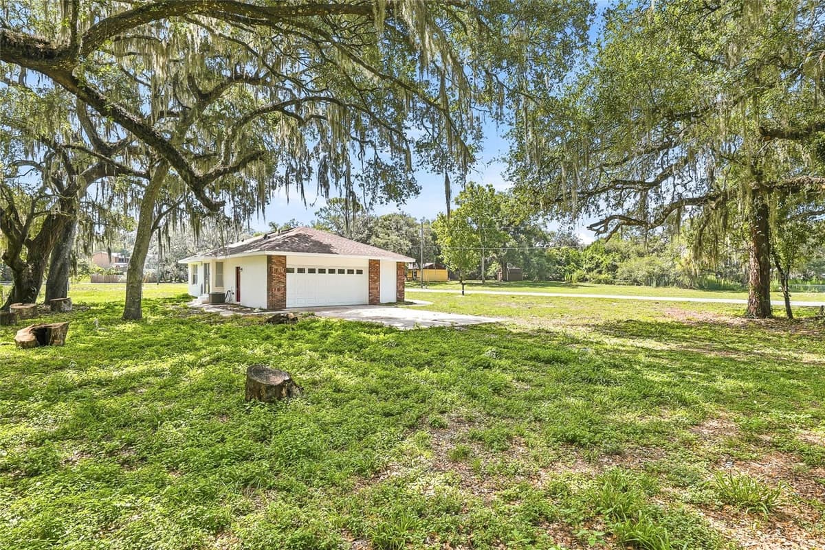 34641 DOGWOOD DRIVE — photo 33 of 37