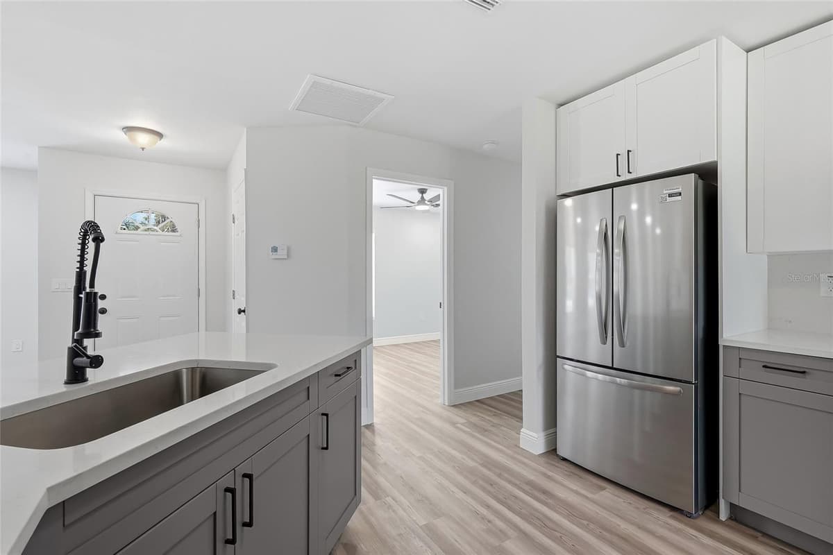 34641 DOGWOOD DRIVE — photo 13 of 37
