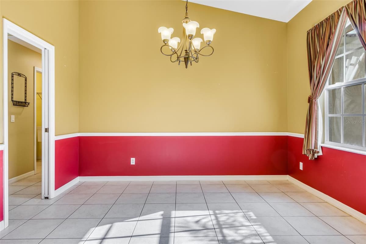 2613 TRIANNA STREET — photo 8 of 44