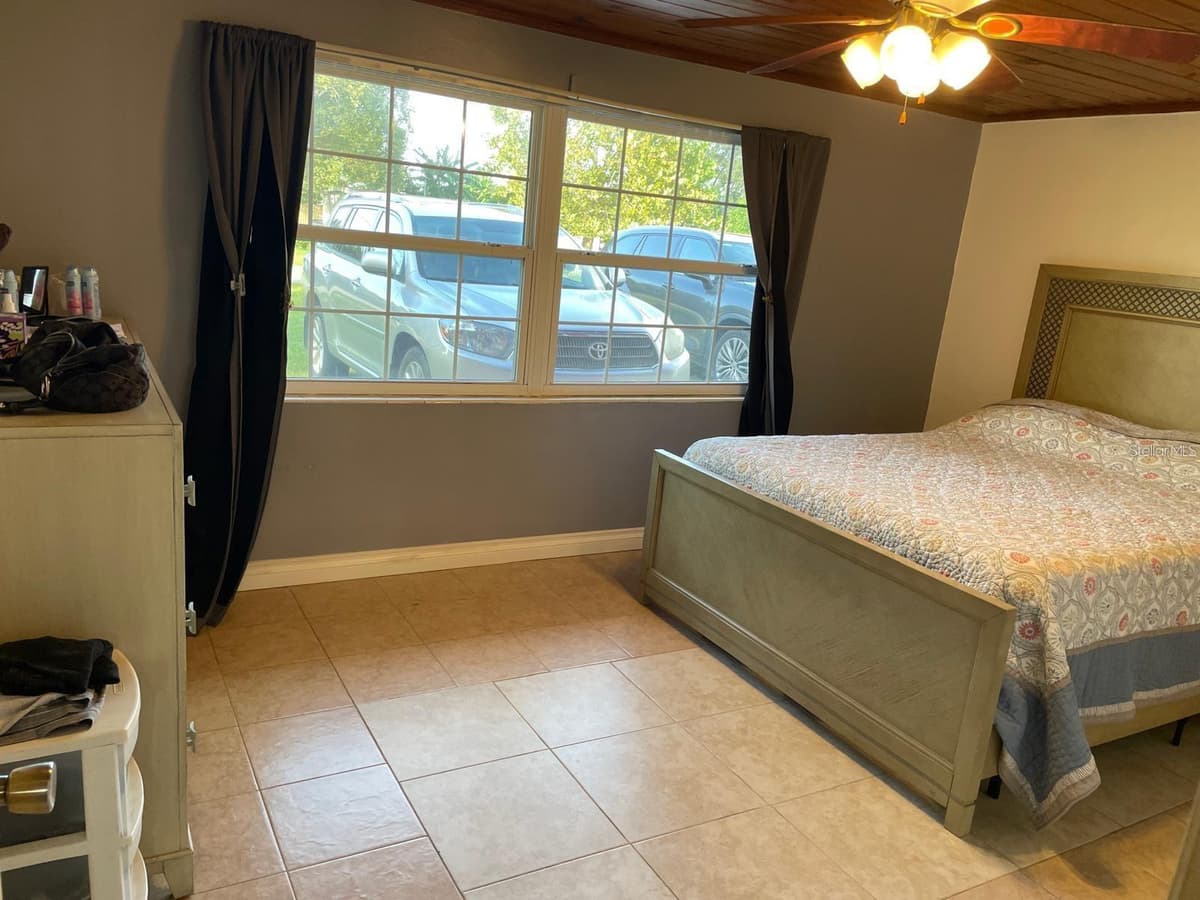 1212 SHAWNEE DRIVE — photo 10 of 32