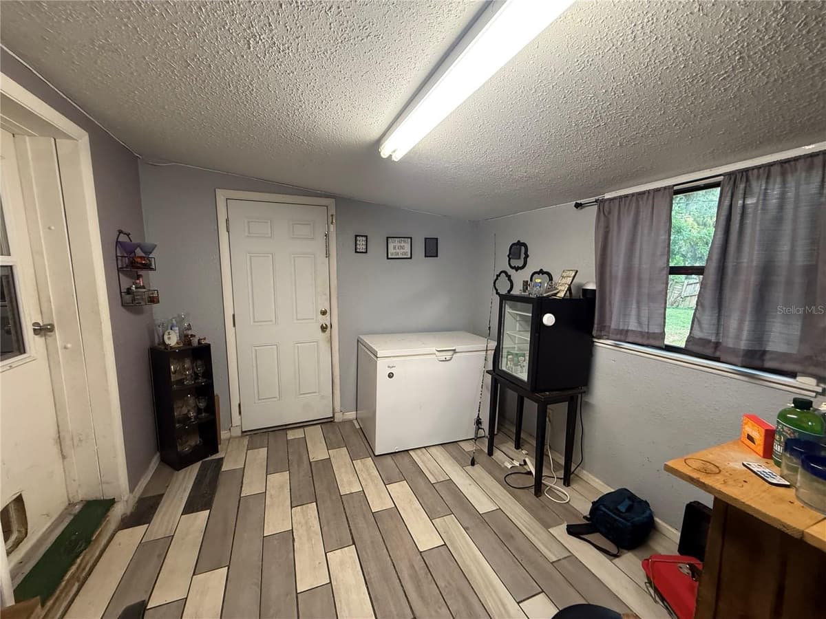 1435 TRIANGLE DRIVE — photo 16 of 18