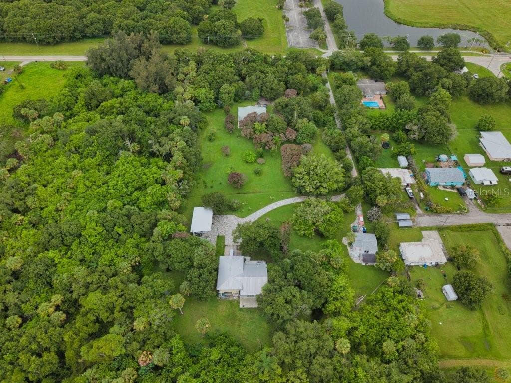 2108 OKEECHOBEE ROAD — photo 13 of 20