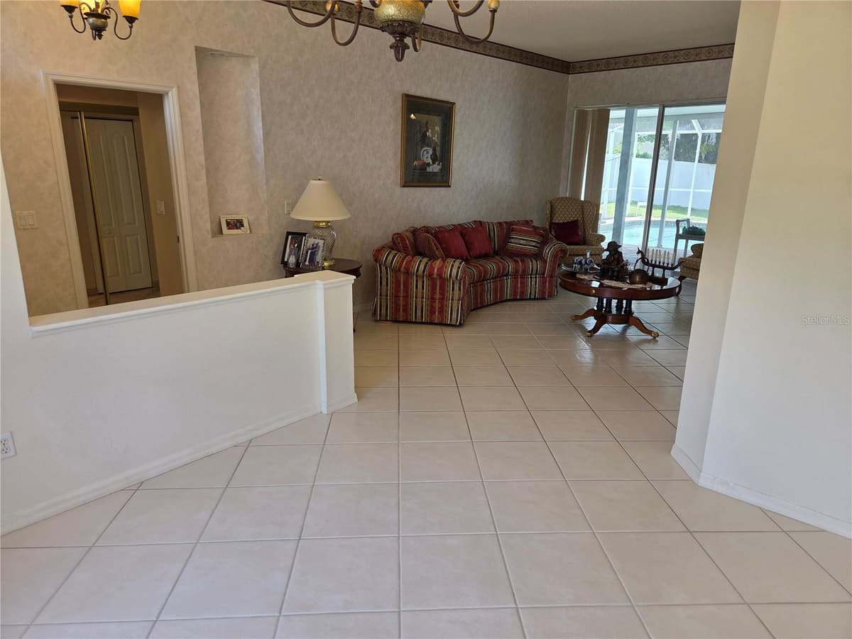 770 WILDFLOWER DRIVE — photo 9 of 59