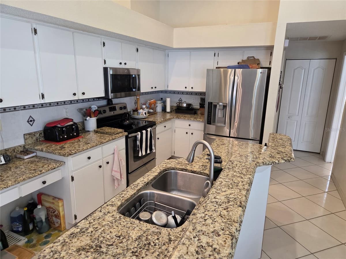770 WILDFLOWER DRIVE — photo 18 of 59