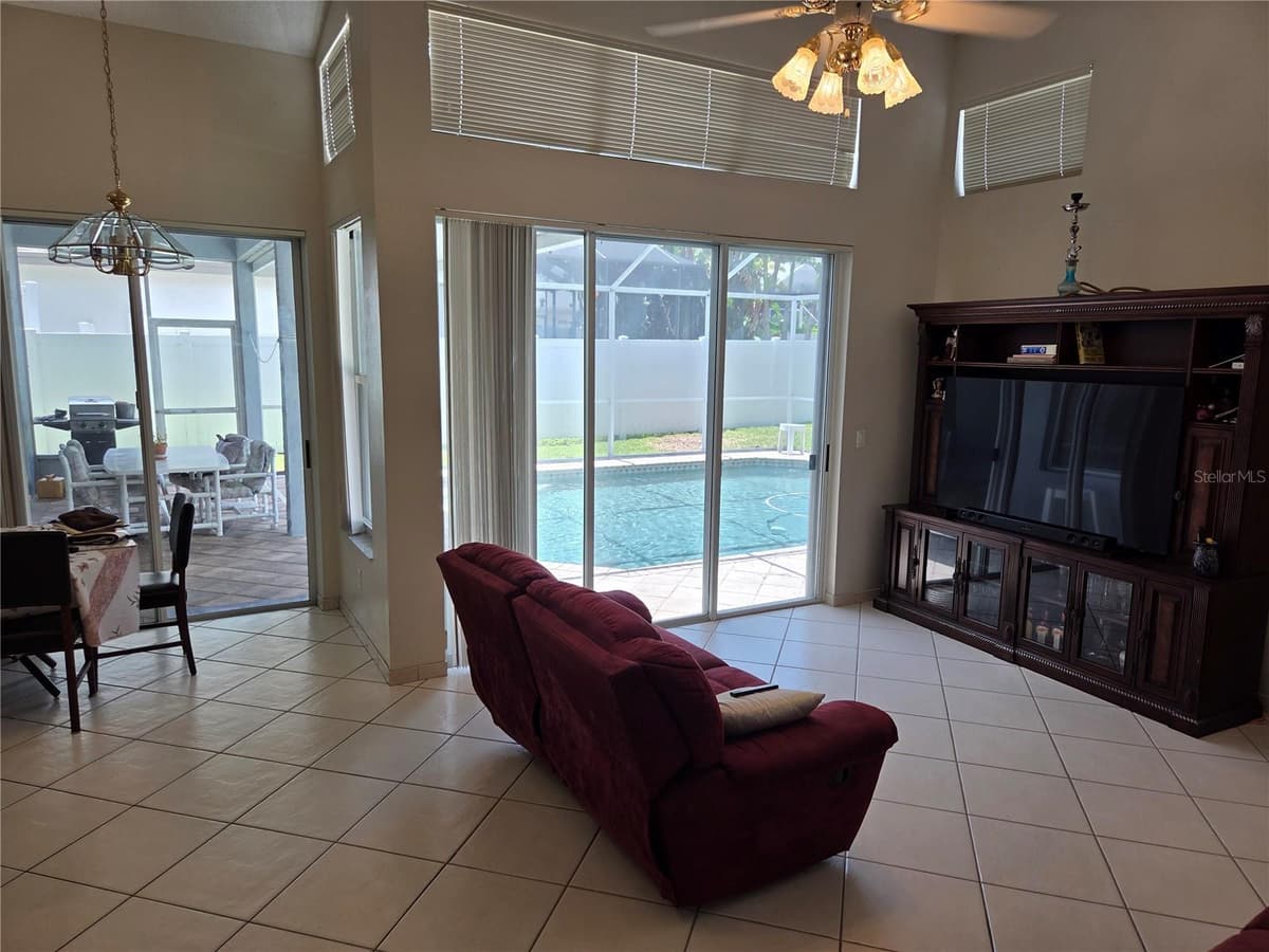 770 WILDFLOWER DRIVE — photo 20 of 59