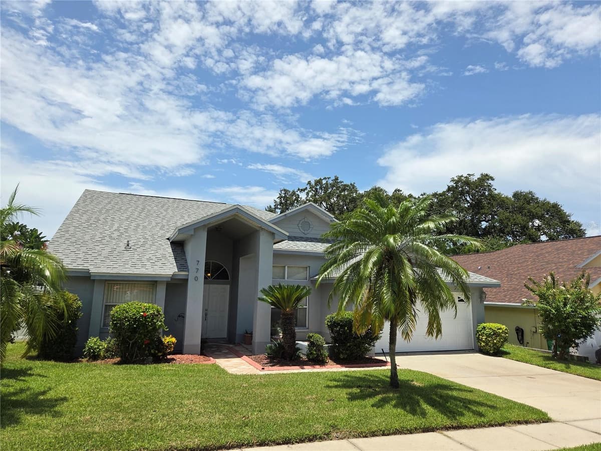 770 WILDFLOWER DRIVE — photo 3 of 59