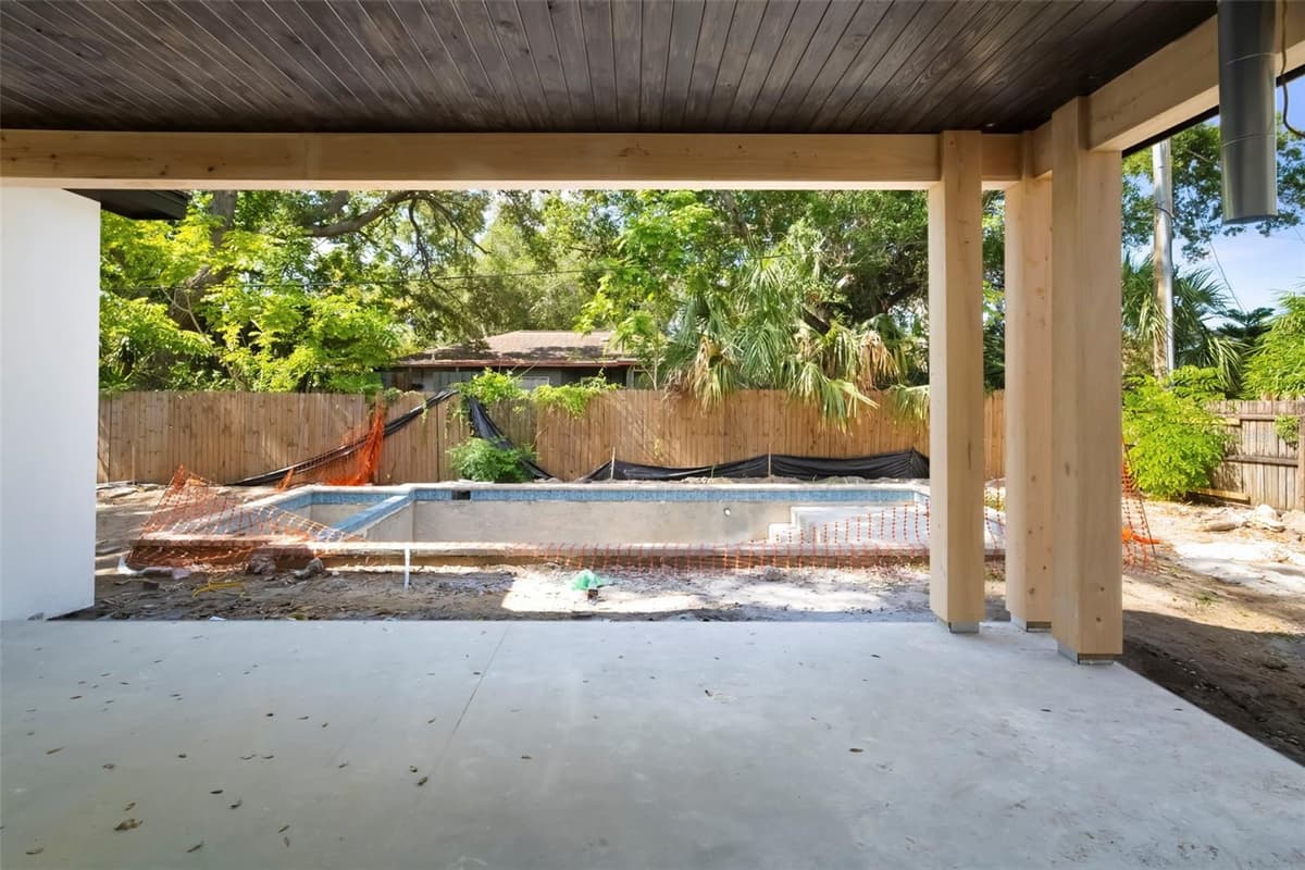 2114 FLOYD STREET — photo 13 of 25