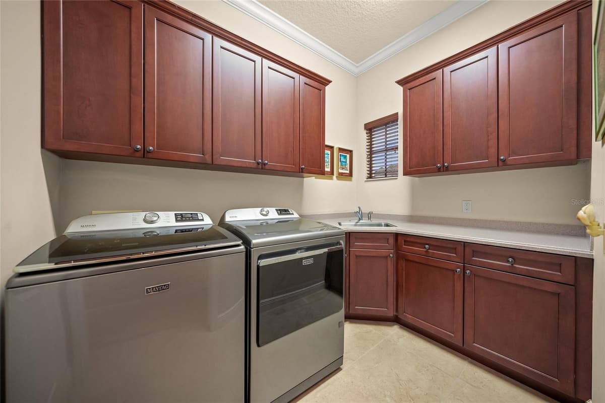 4110 COMMODORE BOULEVARD — photo 30 of 53