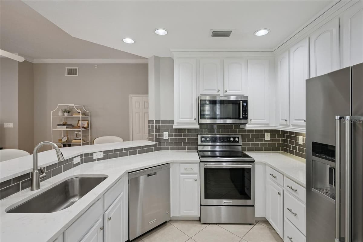 844 BLUE SAGE STREET — photo 11 of 29