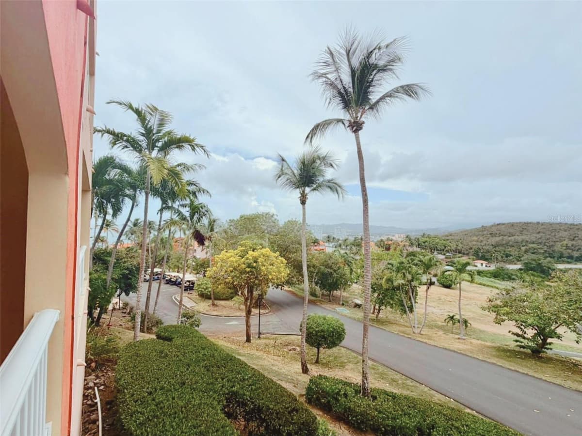 1000 LAS CASITA I, EL CONQUISTADOR AVE. — photo 13 of 18