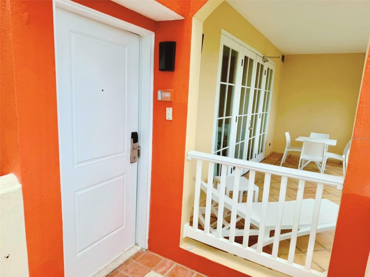 1000 LAS CASITA I, EL CONQUISTADOR AVE. — photo 2 of 18