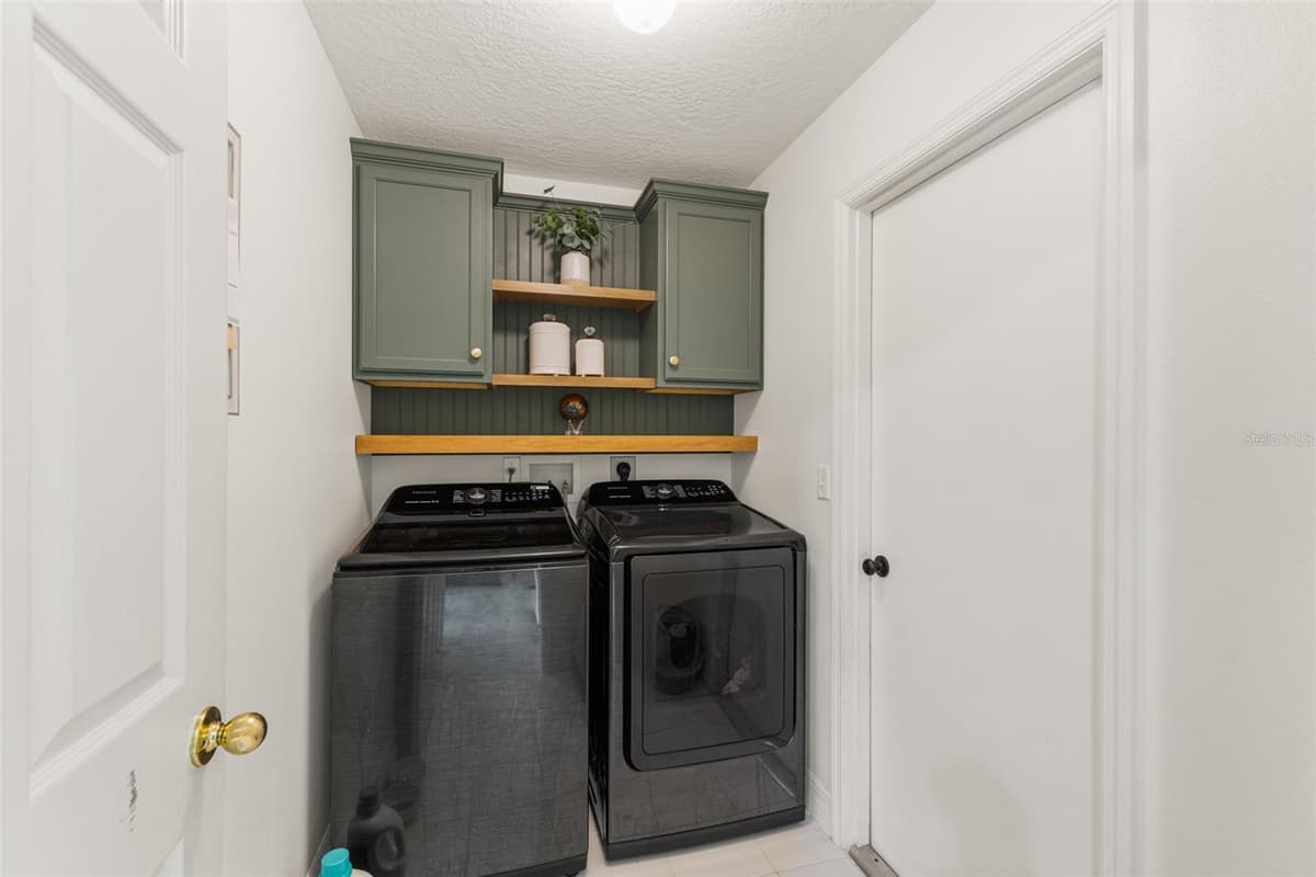 1181 WINDING MEADOWS ROAD — photo 12 of 35