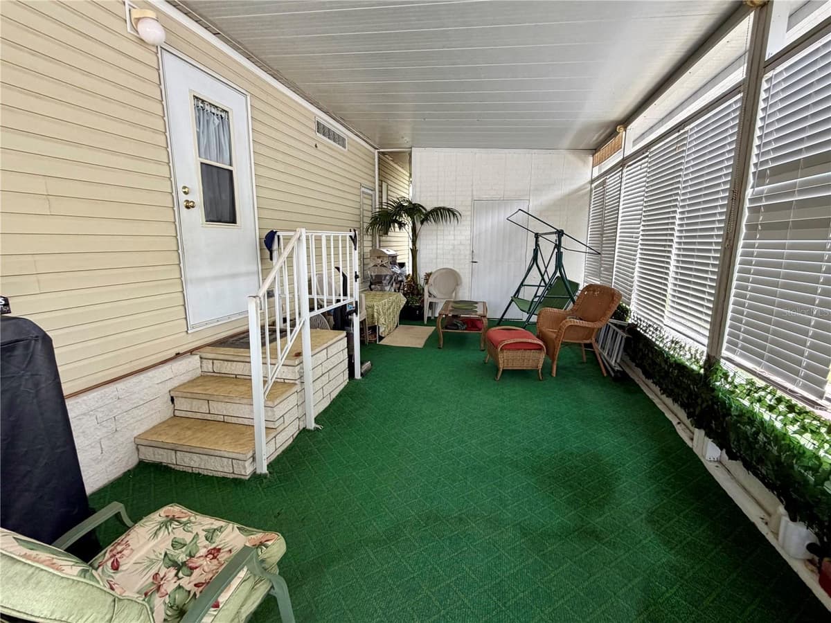 34066 AVOCADO DRIVE — photo 19 of 36