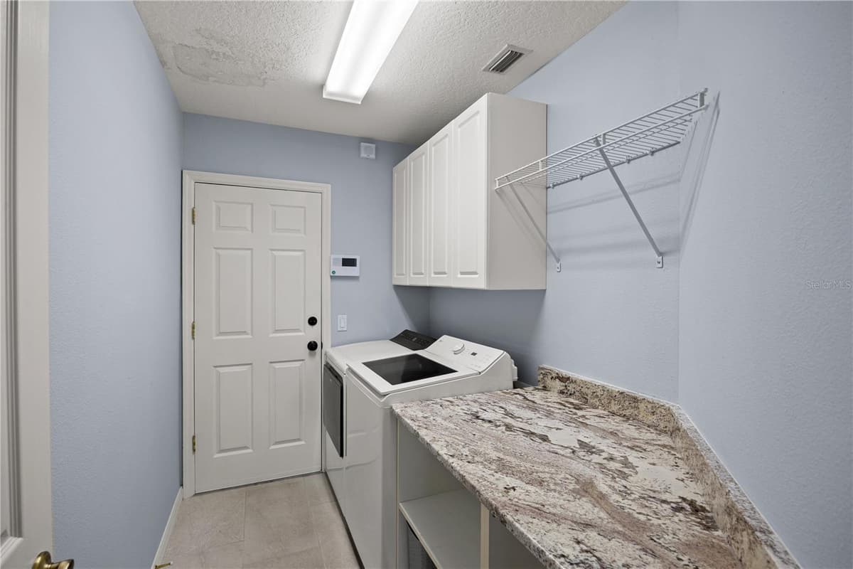 4739 PINNACLE DRIVE — photo 38 of 75