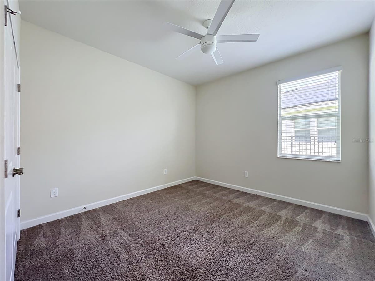10952 LONGLEAF WOODS DRIVE — photo 29 of 64