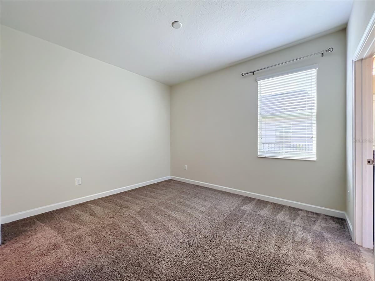 10952 LONGLEAF WOODS DRIVE — photo 34 of 64