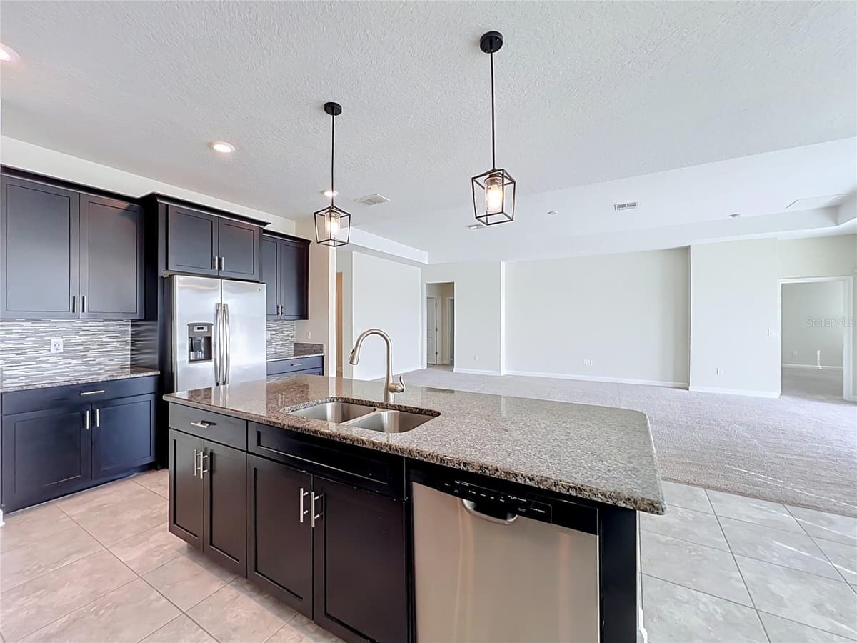 10952 LONGLEAF WOODS DRIVE — photo 18 of 64