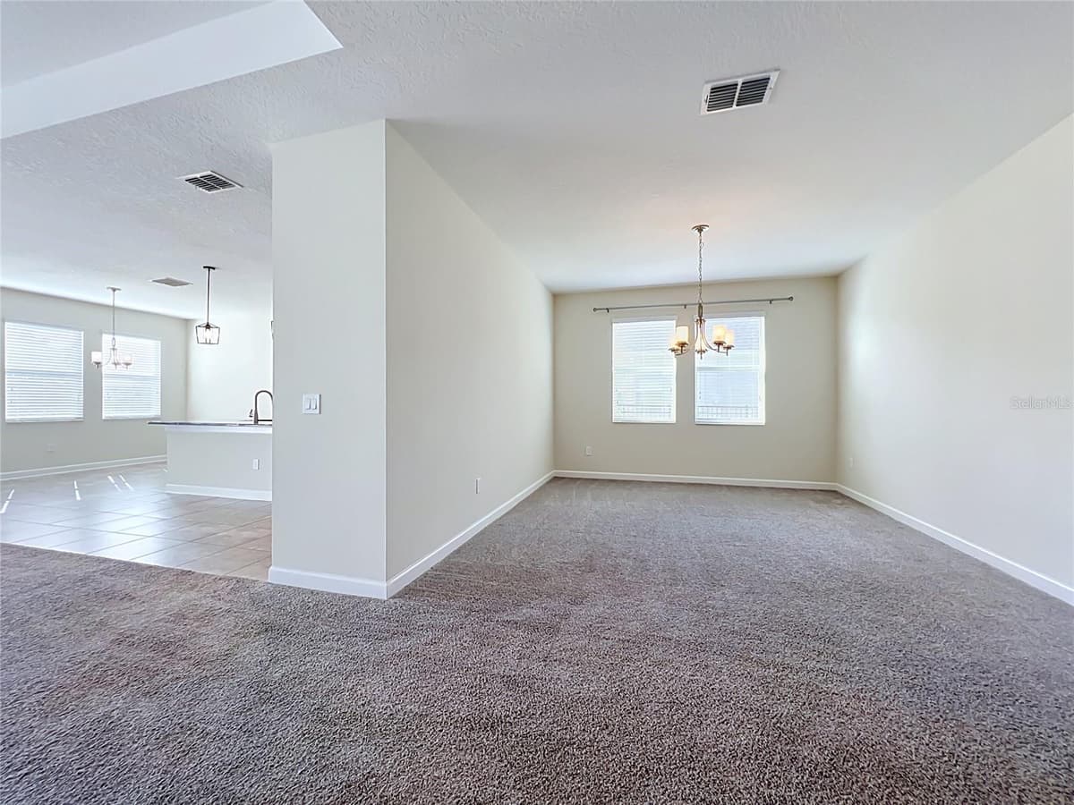 10952 LONGLEAF WOODS DRIVE — photo 13 of 64