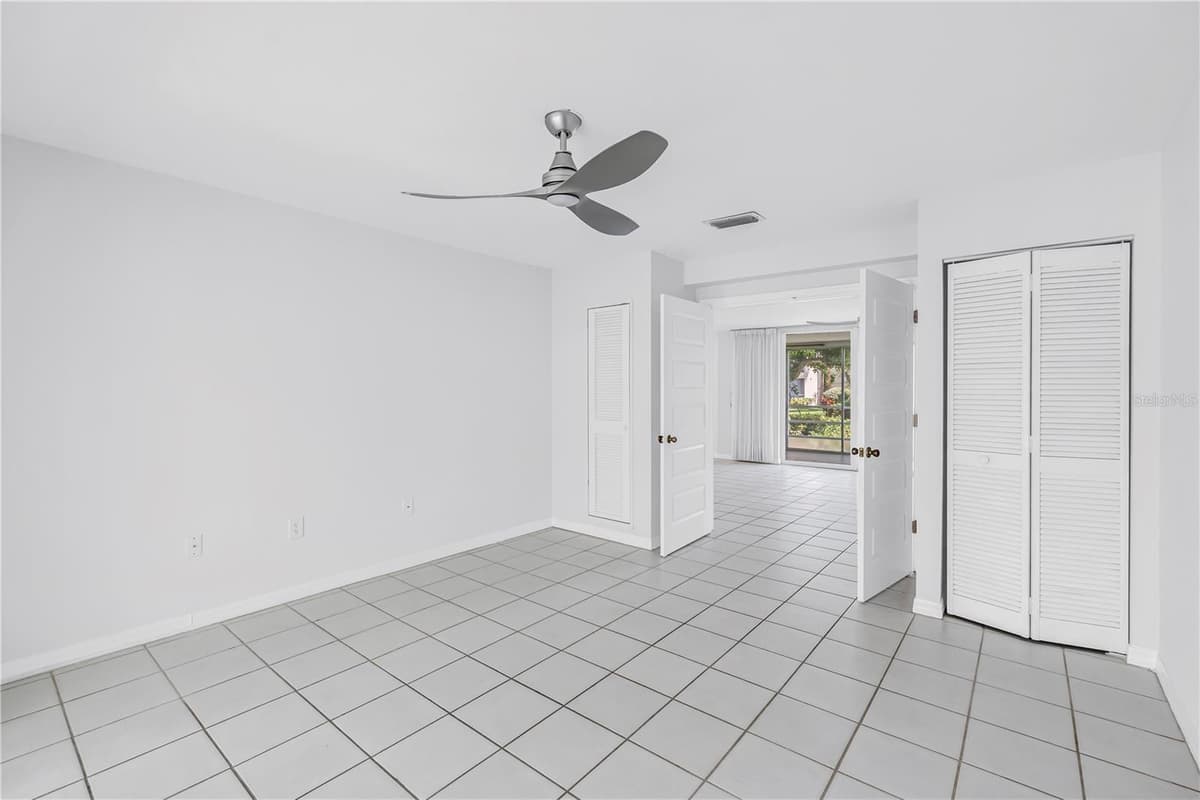 6101 34TH STREET — photo 25 of 46