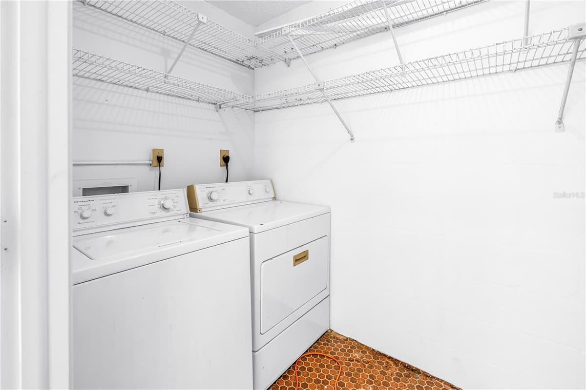6101 34TH STREET — photo 41 of 46