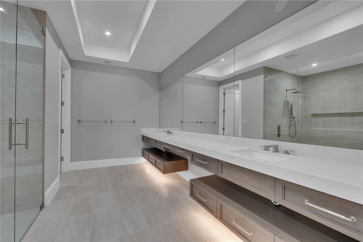 70 AVENIDA VENECCIA — photo 18 of 47