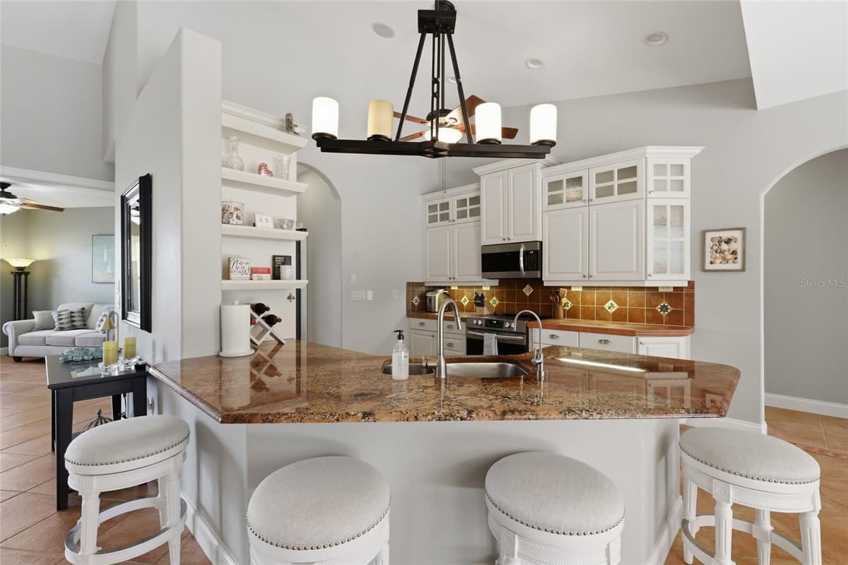 1233 SEA BREEZE COURT — photo 10 of 30