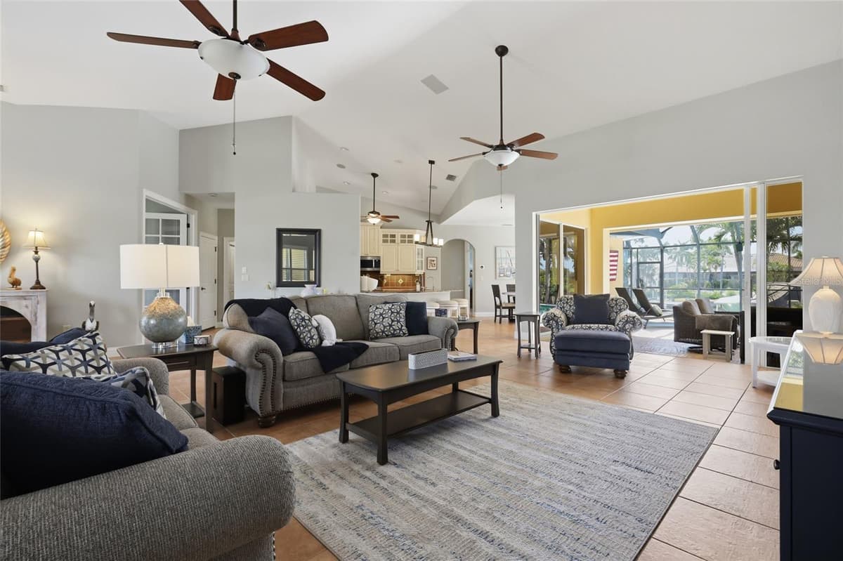 1233 SEA BREEZE COURT — photo 5 of 30