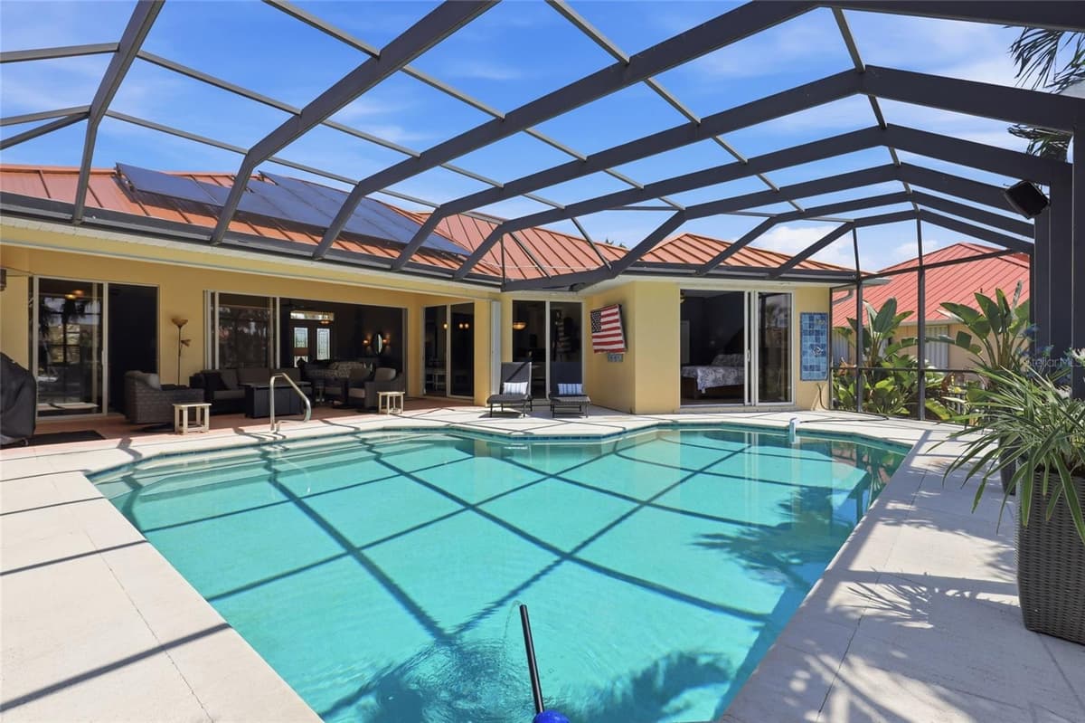 1233 SEA BREEZE COURT — photo 3 of 30