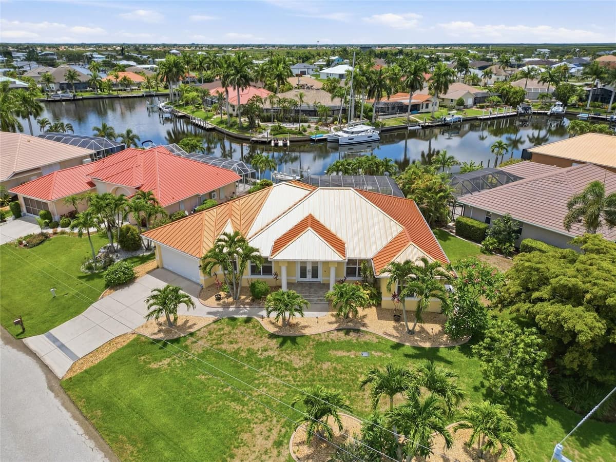 1233 SEA BREEZE COURT — photo 26 of 30