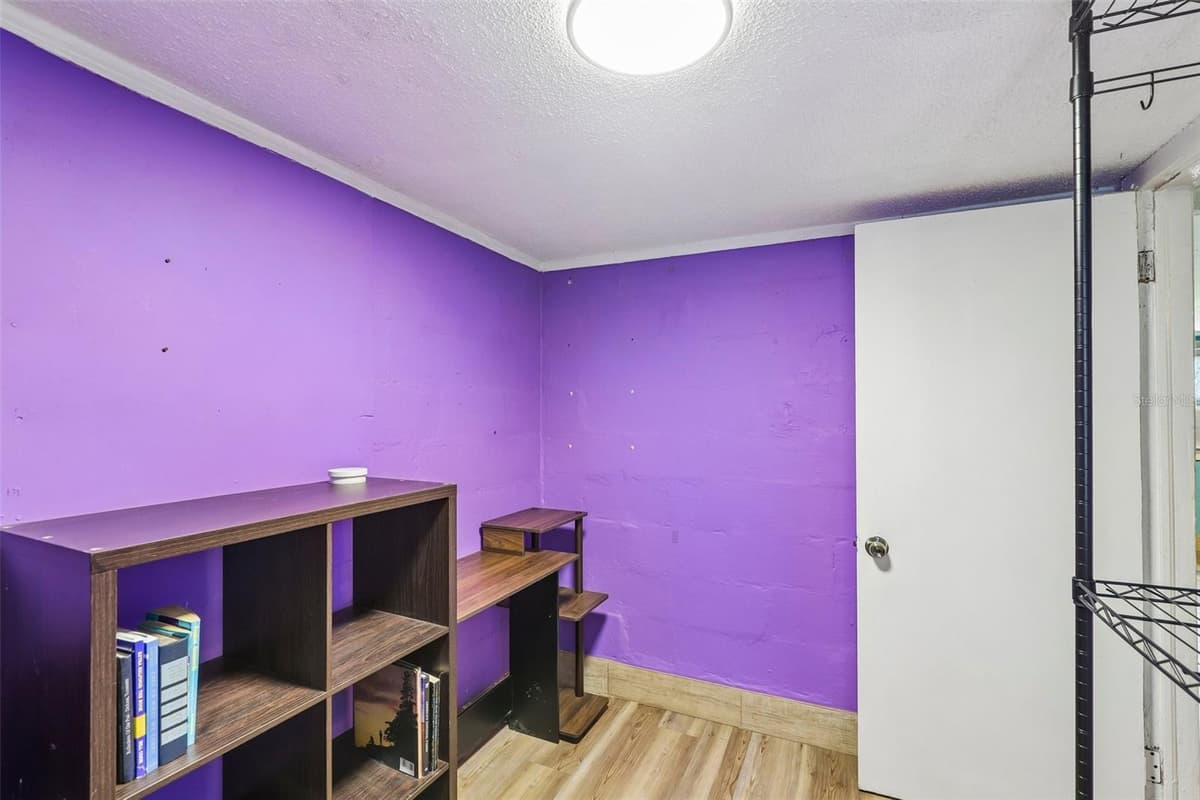 521 9TH STREET — photo 17 of 27
