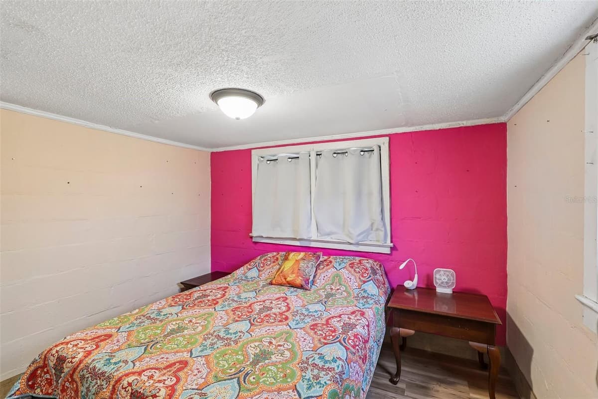 521 9TH STREET — photo 14 of 27