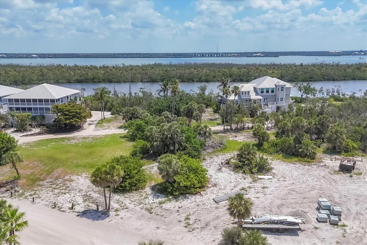 7365 PALM ISLAND DRIVE — photo 11 of 45