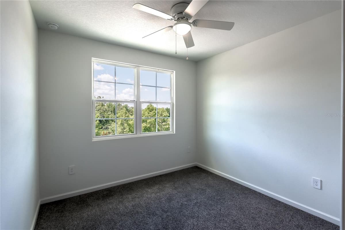 5377 VISTA LAGO DRIVE — photo 28 of 37