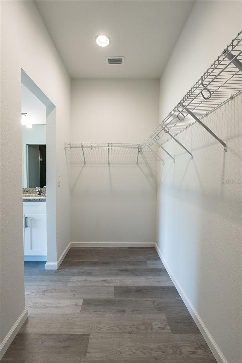 5377 VISTA LAGO DRIVE — photo 15 of 37